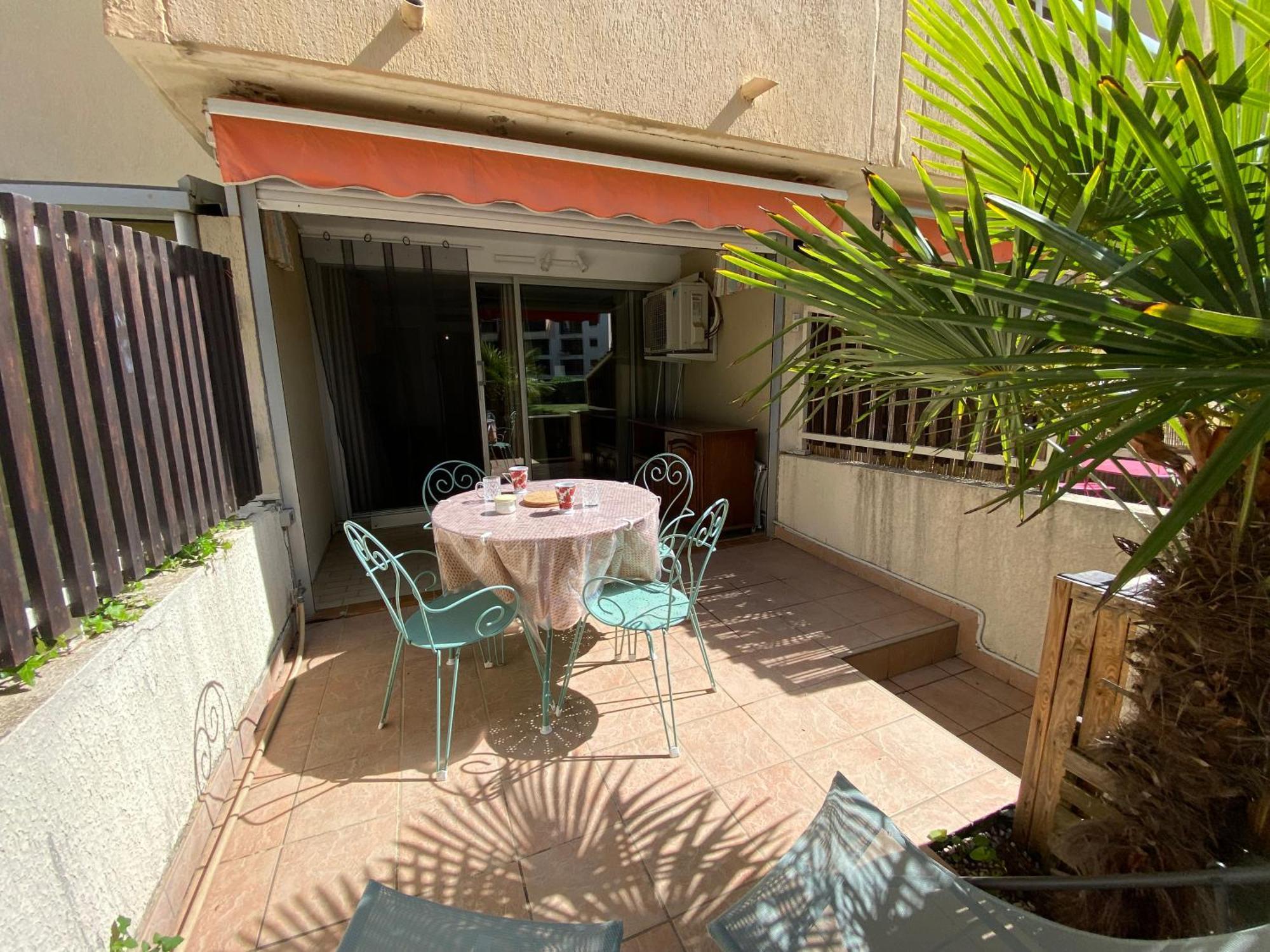 Sol-Y-Days Los Amigos, Studio 4 Couchages En Rez-De-Jardin, Avec Grande Terrasse Et Parking, A 250M De La Plage 勒格罗-迪鲁瓦 外观 照片