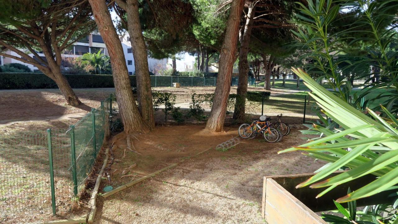 Sol-Y-Days Los Amigos, Studio 4 Couchages En Rez-De-Jardin, Avec Grande Terrasse Et Parking, A 250M De La Plage 勒格罗-迪鲁瓦 外观 照片